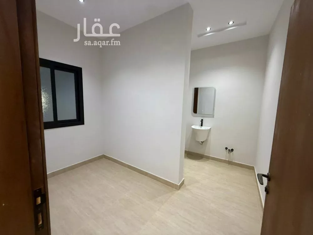 7 bedroom floor in Al Rahmaniyyah 24