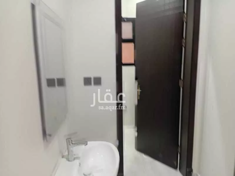 5 bedroom floor in As Salhiyah 2