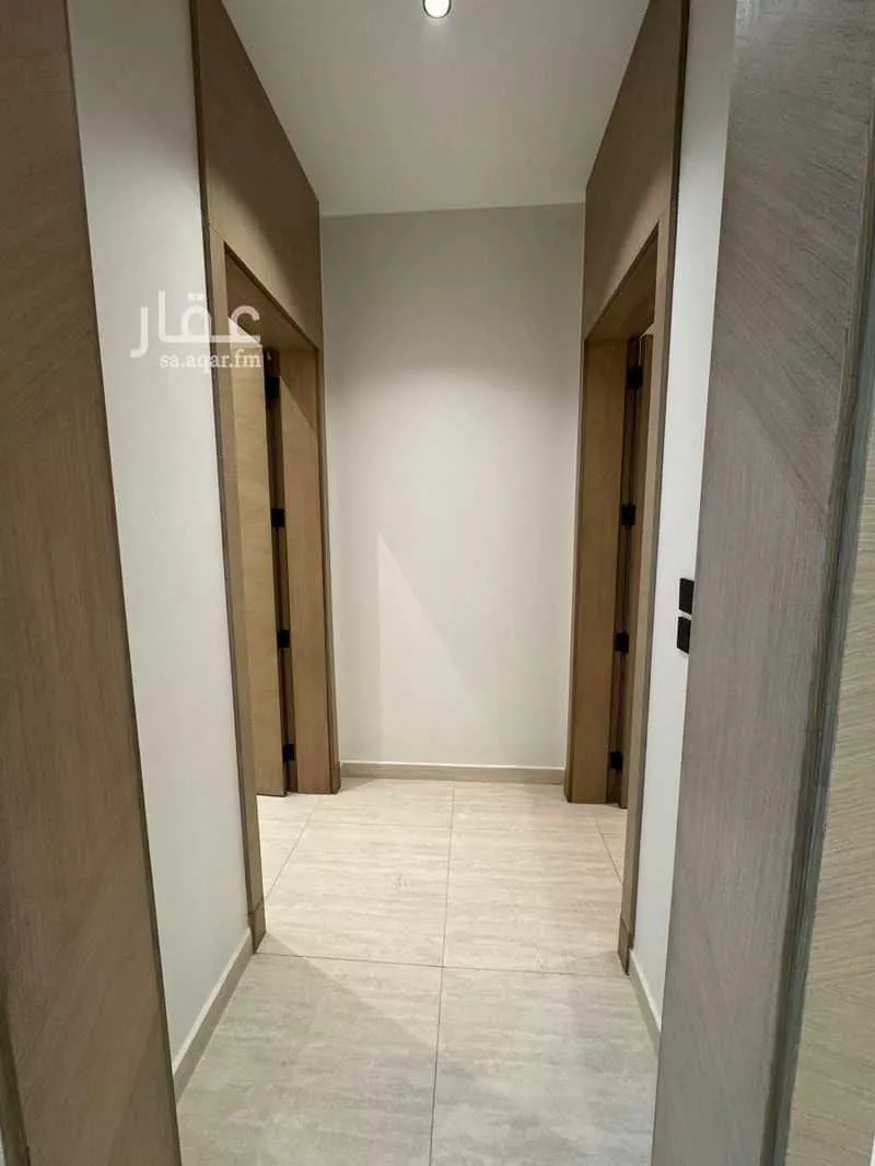 دور 7 غرف في الرويس 21