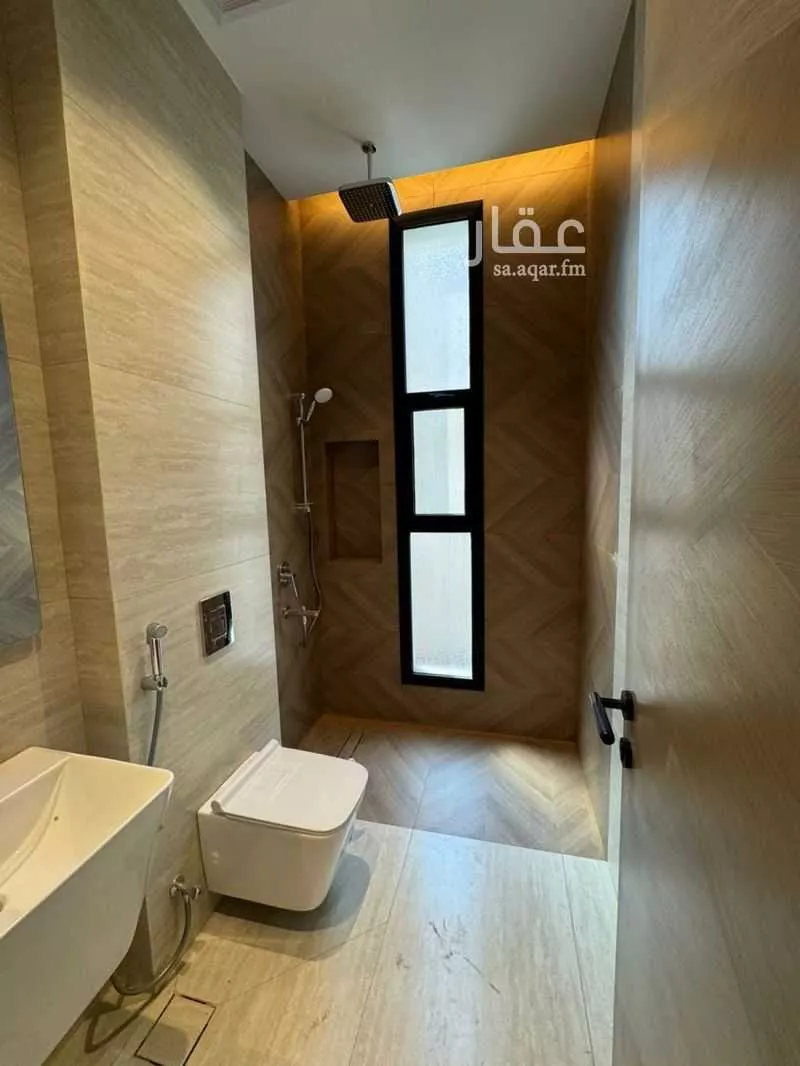 دور 6 غرف في الرويس 7