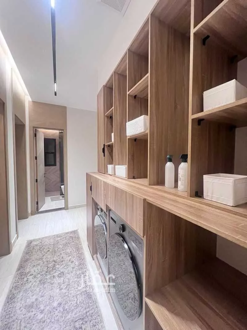 7 bedroom floor in Al Ruwais 5