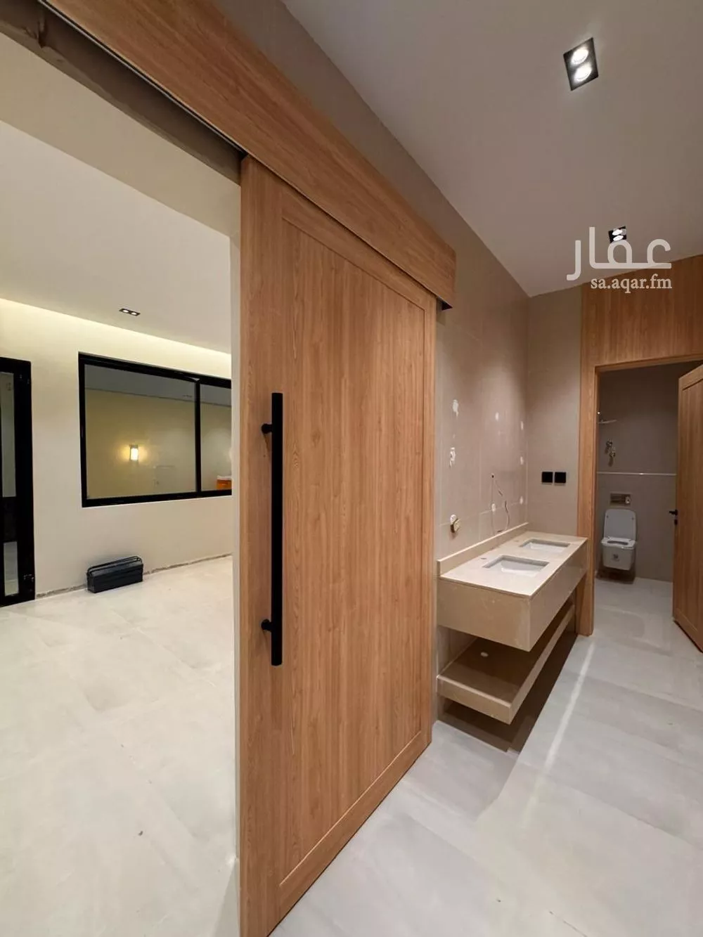 فيلا 6 غرف في الأمل 9