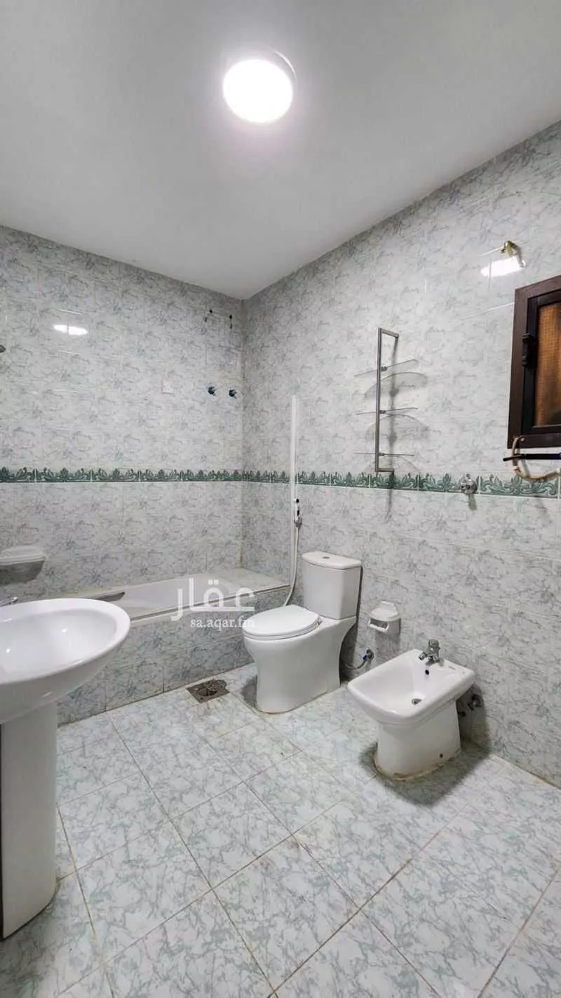 عمارة 660 م² في الرحاب 7