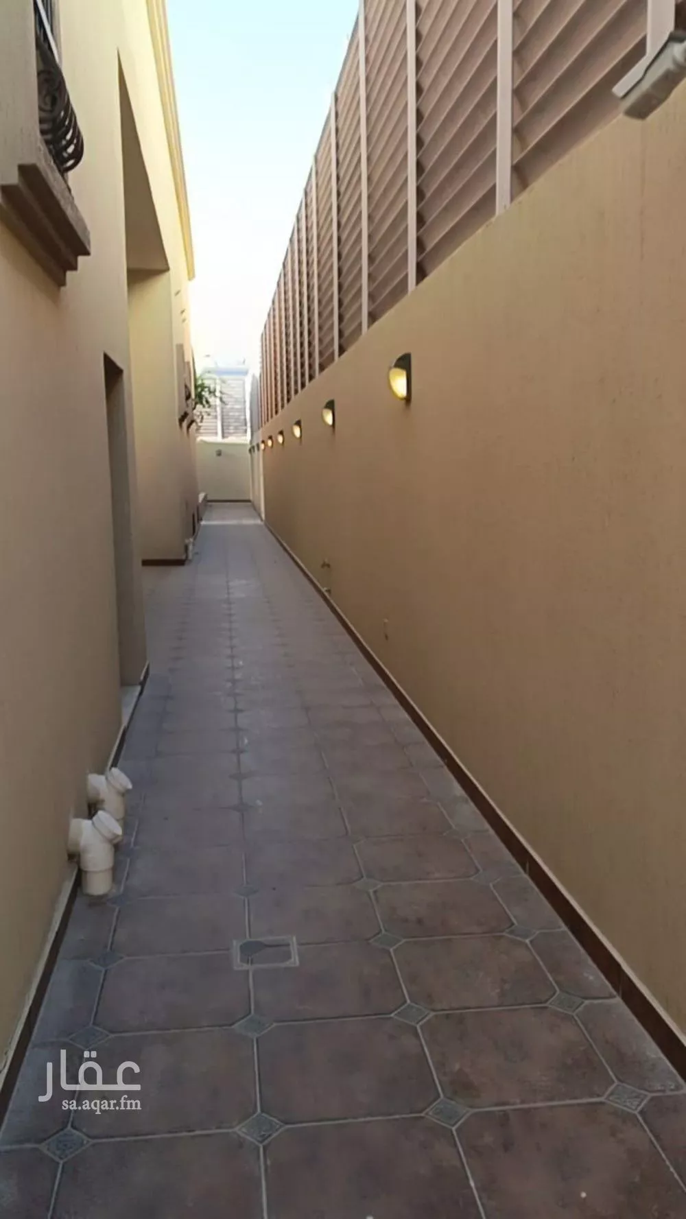 8 bedroom villa in Al Jamiyin 2