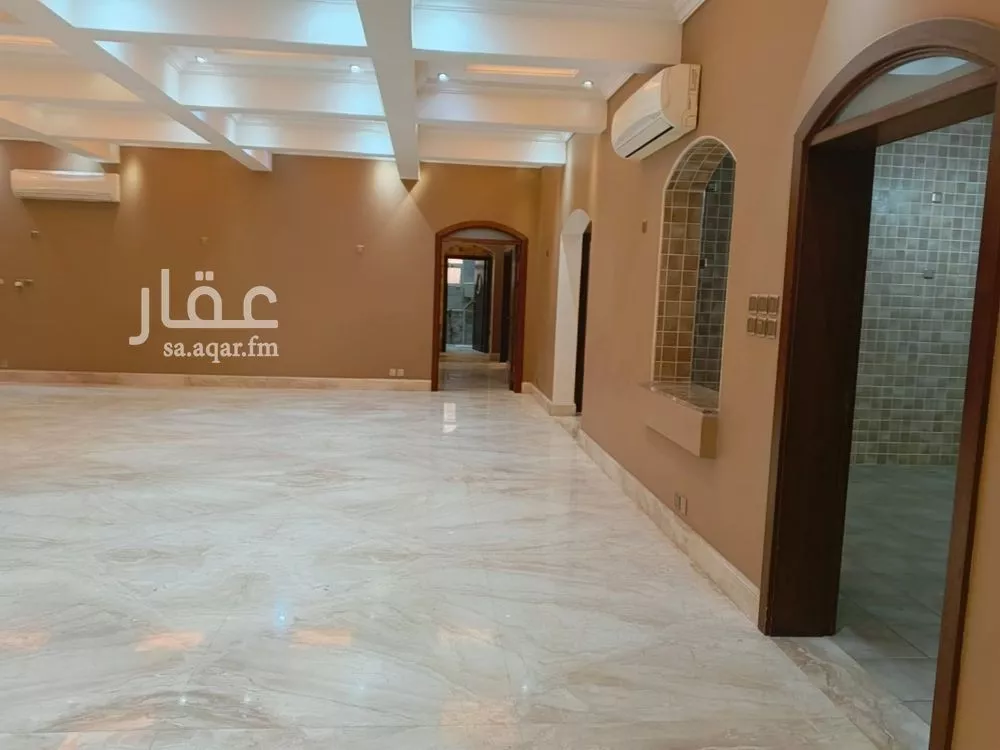 8 bedroom villa in Al Jamiyin 12