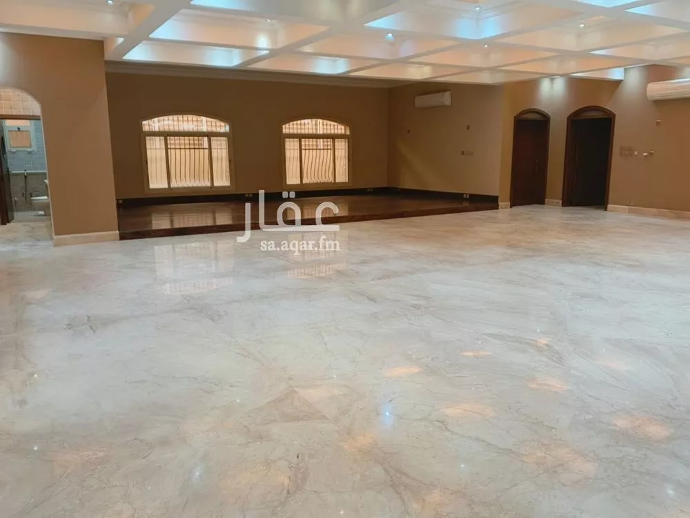 8 bedroom villa in Al Jamiyin 3
