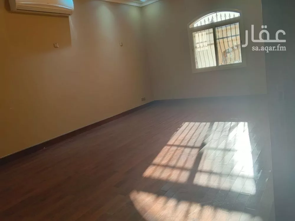 8 bedroom villa in Al Jamiyin 6