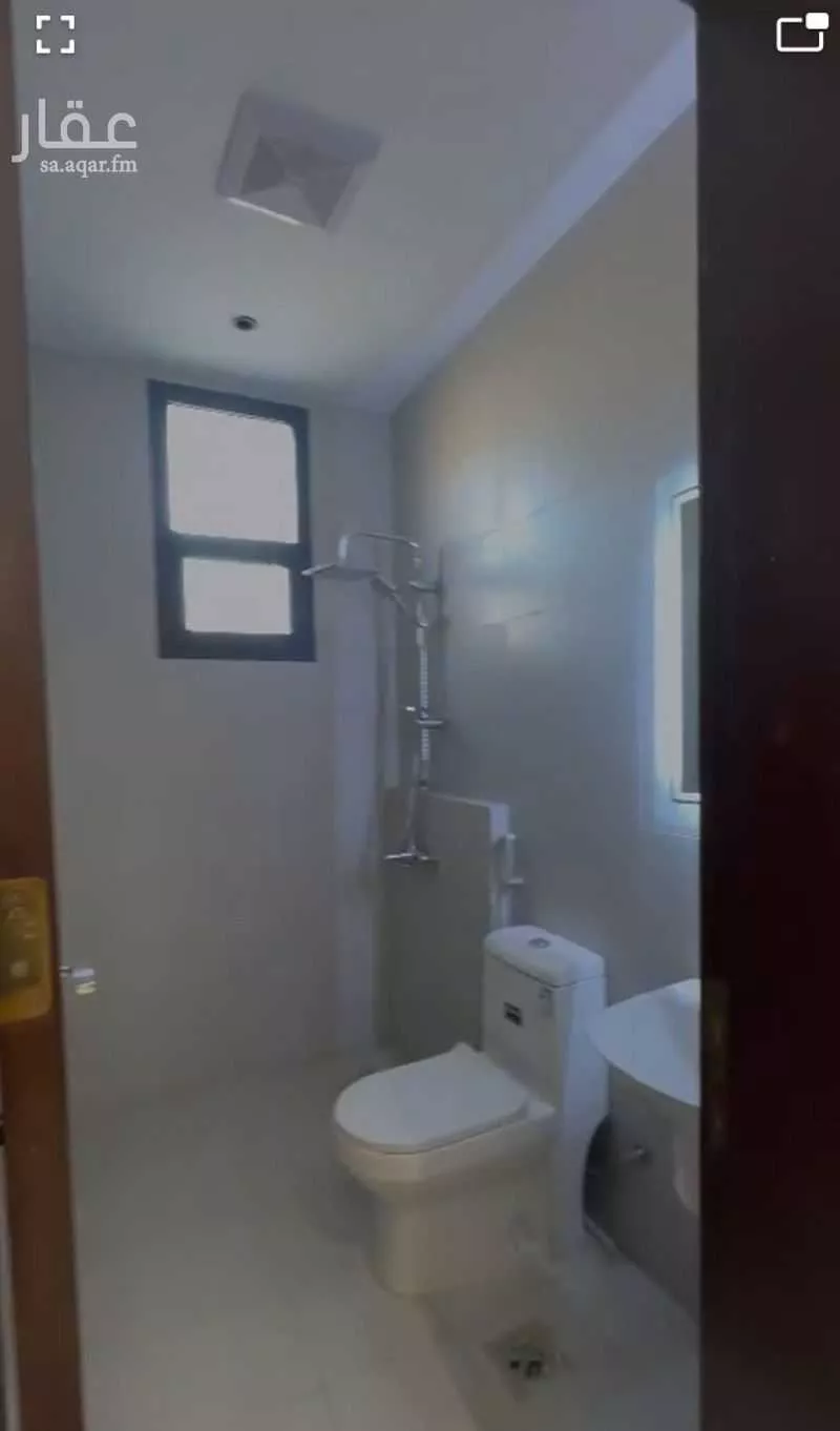 3 bedroom apartment in Al Thaghr, Jeddah 4