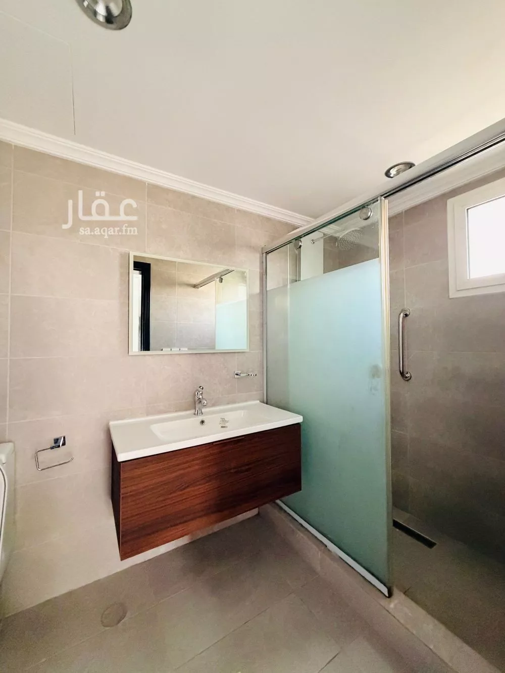 3 bedroom villa in Al Shati, Jeddah 17