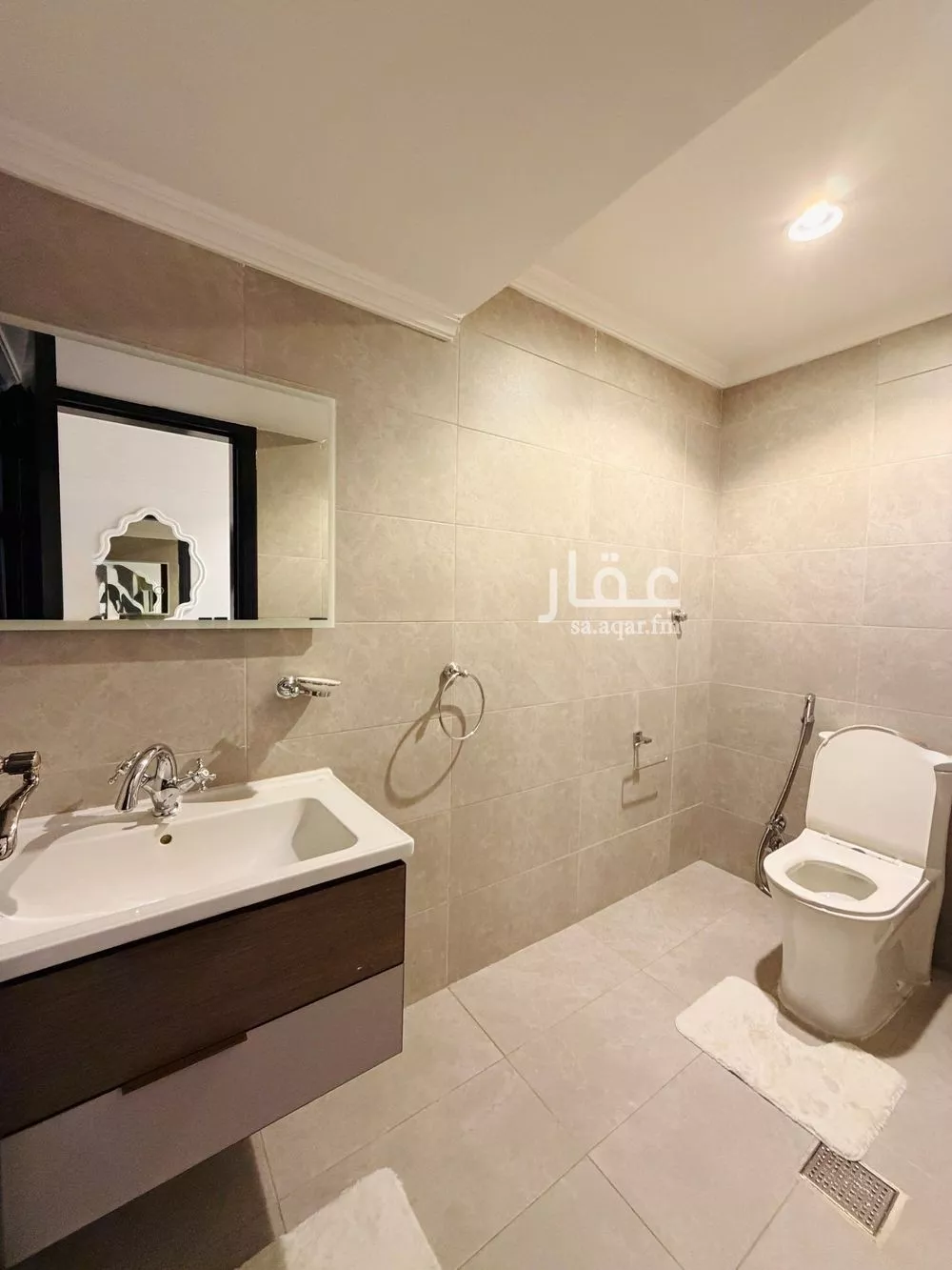 3 bedroom villa in Al Shati, Jeddah 4