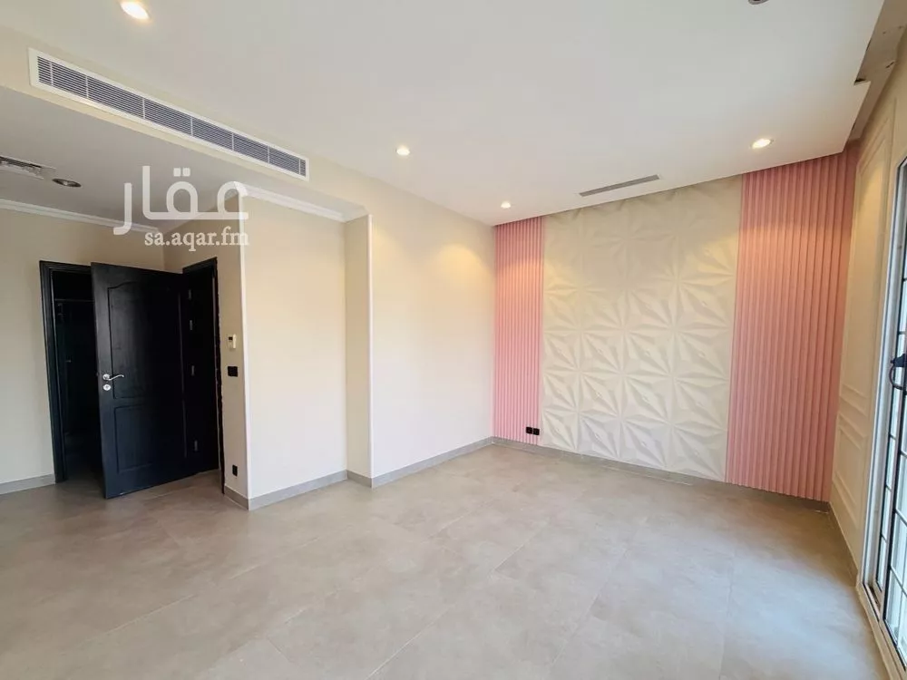 3 bedroom villa in Al Shati, Jeddah 14