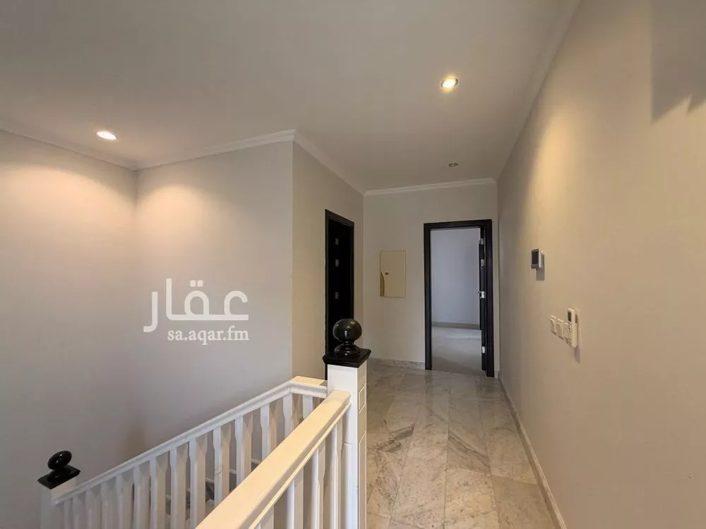 3 bedroom villa in Al Shati, Jeddah 18