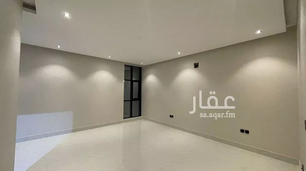 6 bedroom villa in Dahiat King Fahd 12