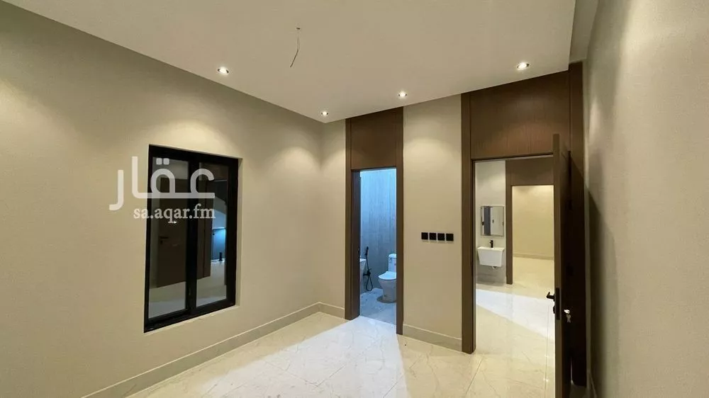 6 bedroom villa in Dahiat King Fahd 14