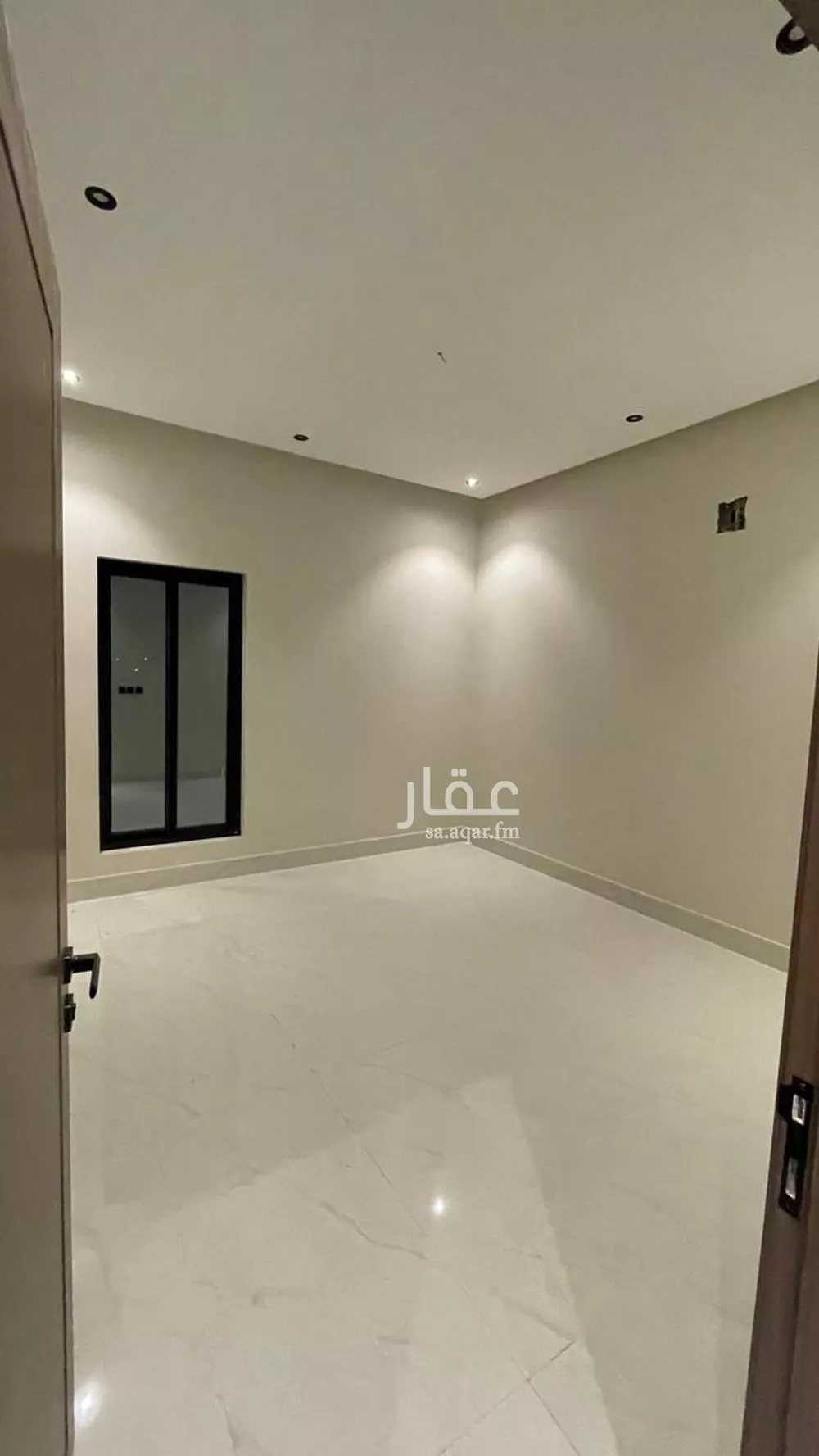 6 bedroom villa in Dahiat King Fahd 17