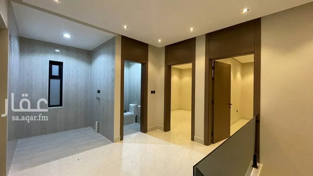 6 bedroom villa in Dahiat King Fahd 18