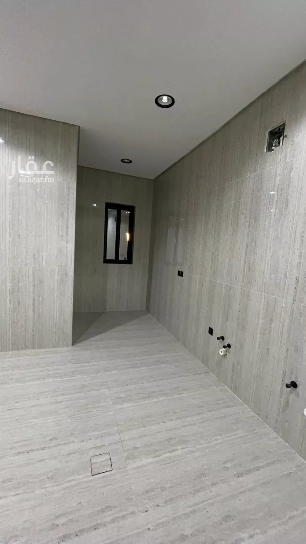 6 bedroom villa in Dahiat King Fahd 10