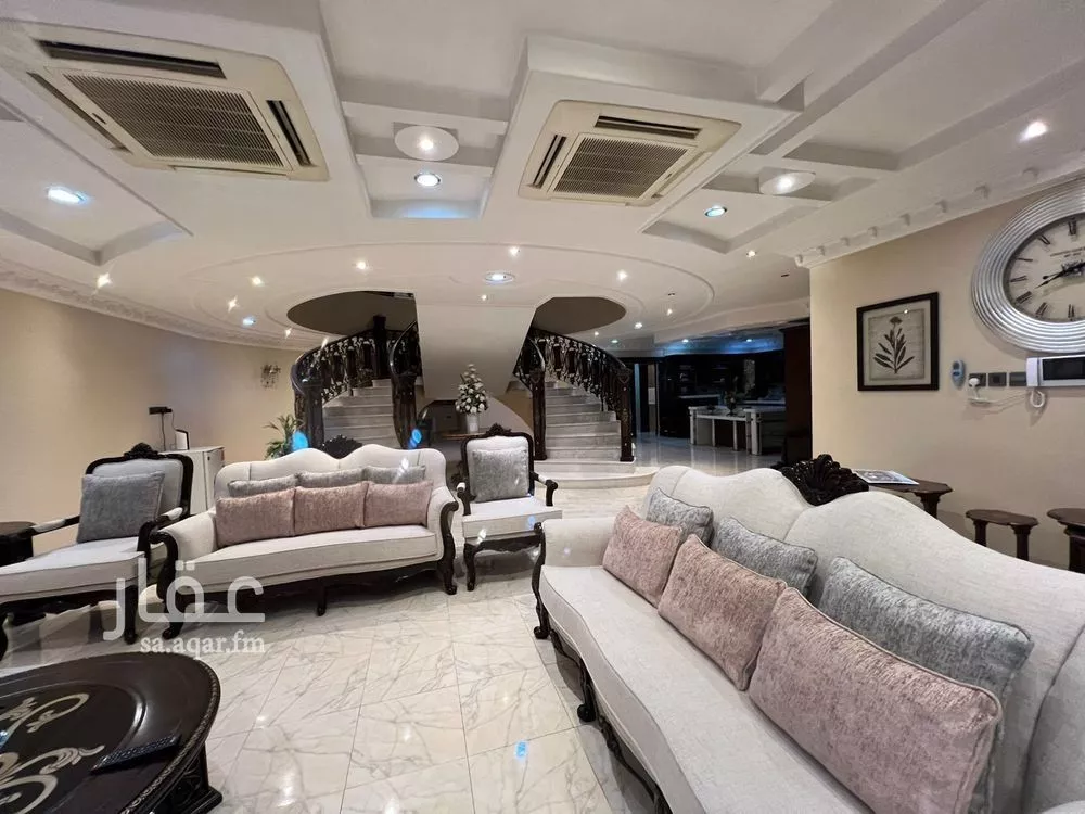 4 bedroom villa in Ash Shati Al Gharbi 2