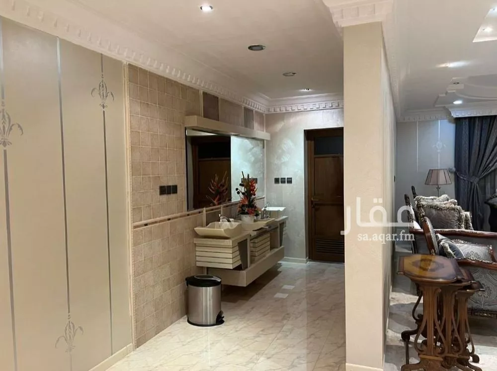 4 bedroom villa in Ash Shati Al Gharbi 4