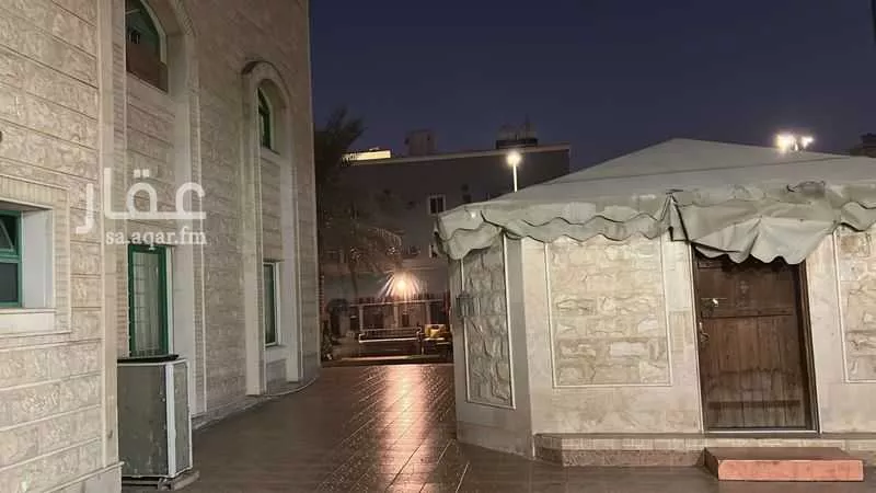 8 bedroom villa in Al Fayha 10
