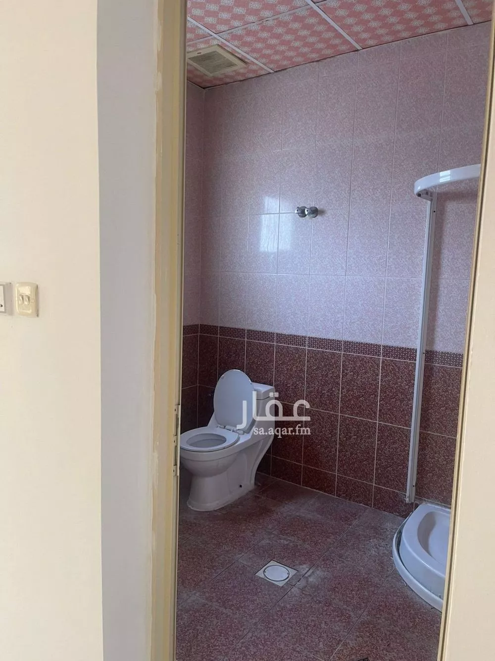 فيلا 6 غرف في ضاحية الملك فهد 15