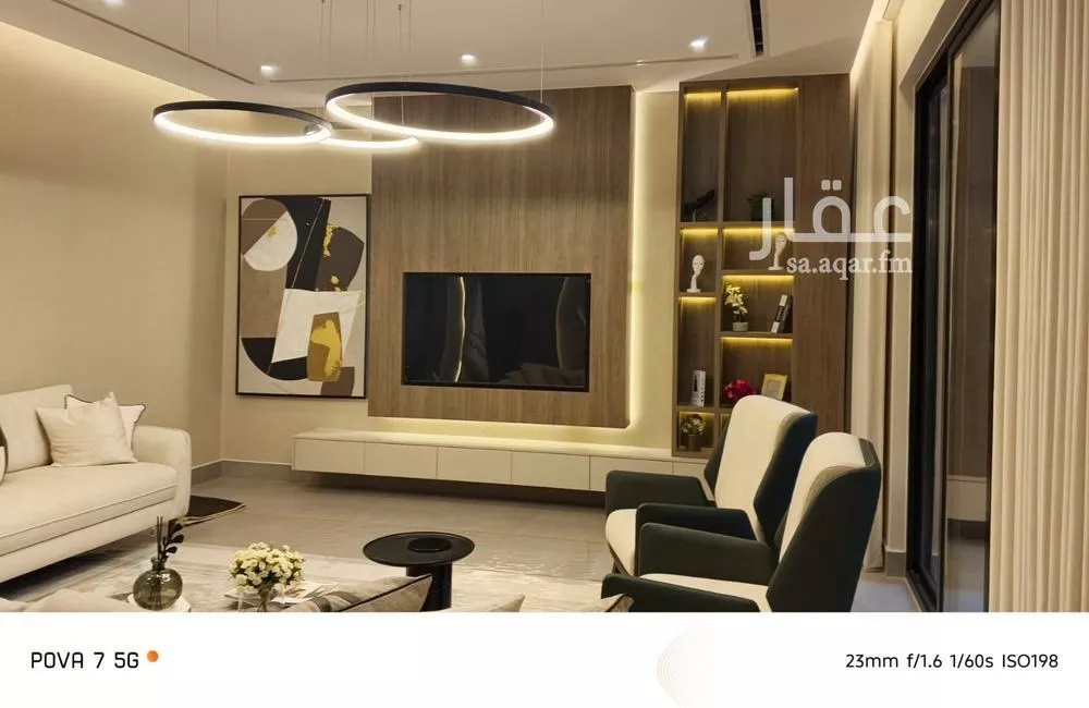 6 bedroom villa in Al Fanar 24