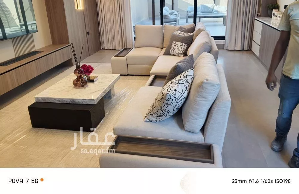 6 bedroom villa in Al Fanar 33