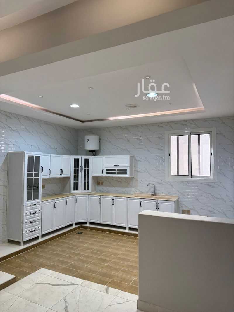 4 bedroom apartment in Al Rehab, Qassim Region 3