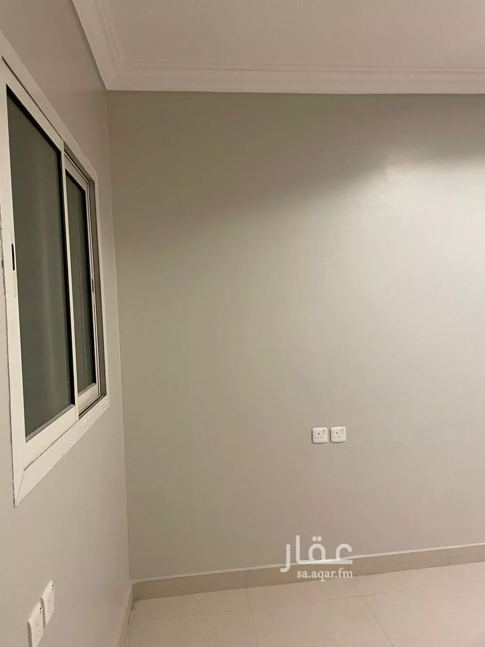 شقة 4 غرف في الملقا 4