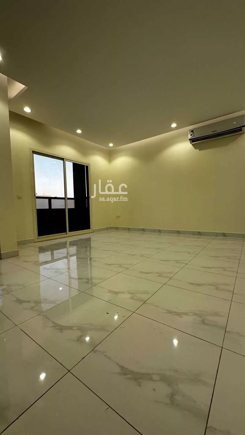 4 bedroom villa in Al Malaz, Riyadh 11