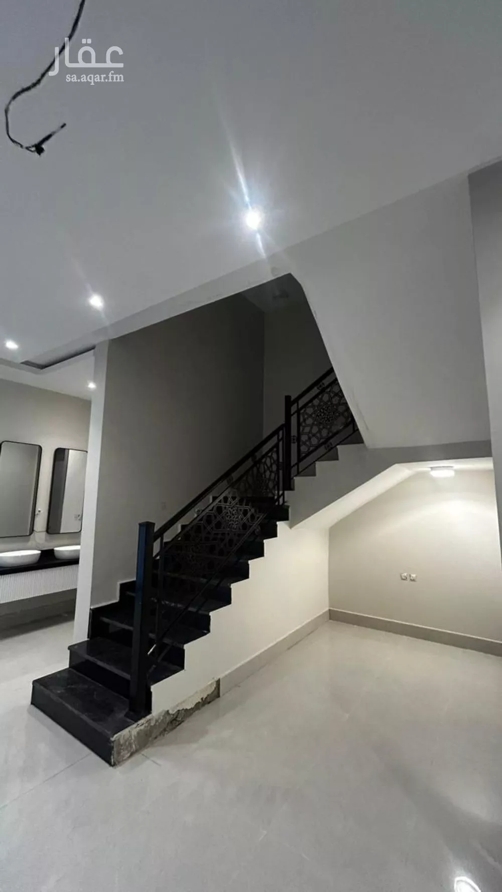 5 bedroom villa in Dahiat King Fahd 13