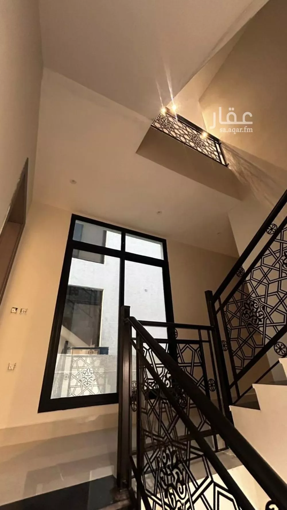5 bedroom villa in Dahiat King Fahd 14