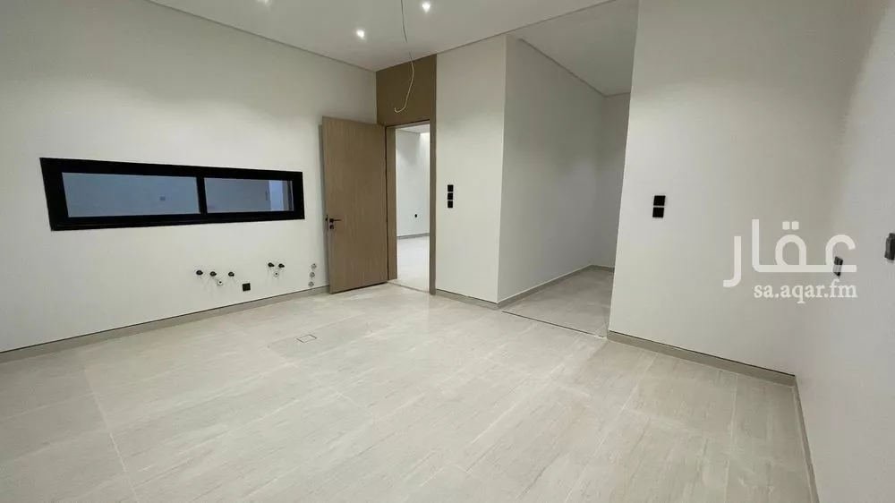 5 bedroom villa in Ash Shulah 16