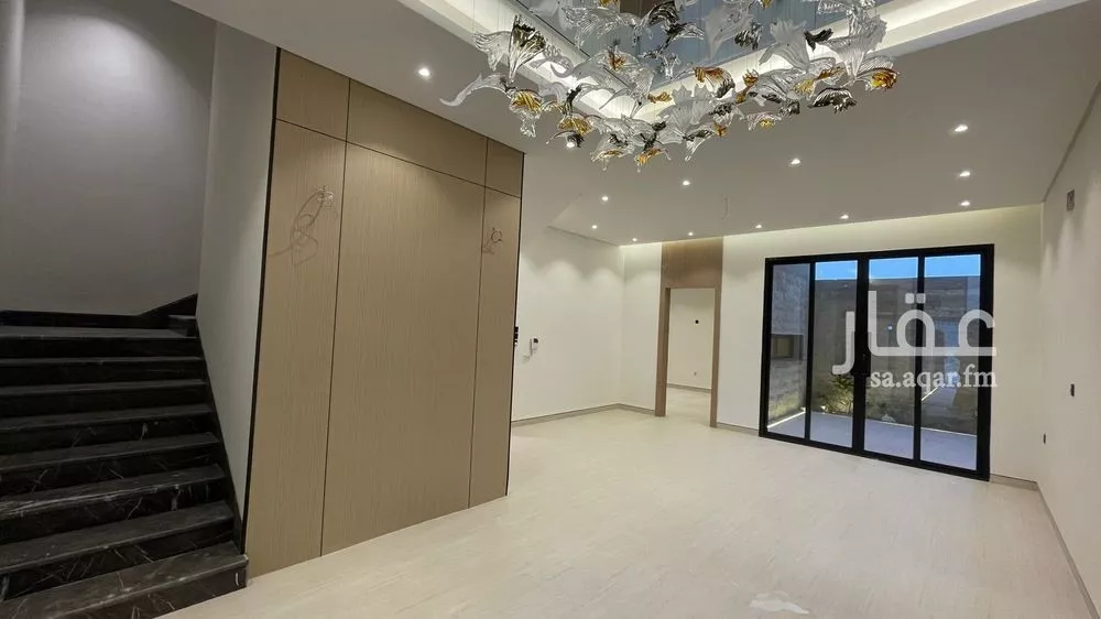 5 bedroom villa in Ash Shulah 9