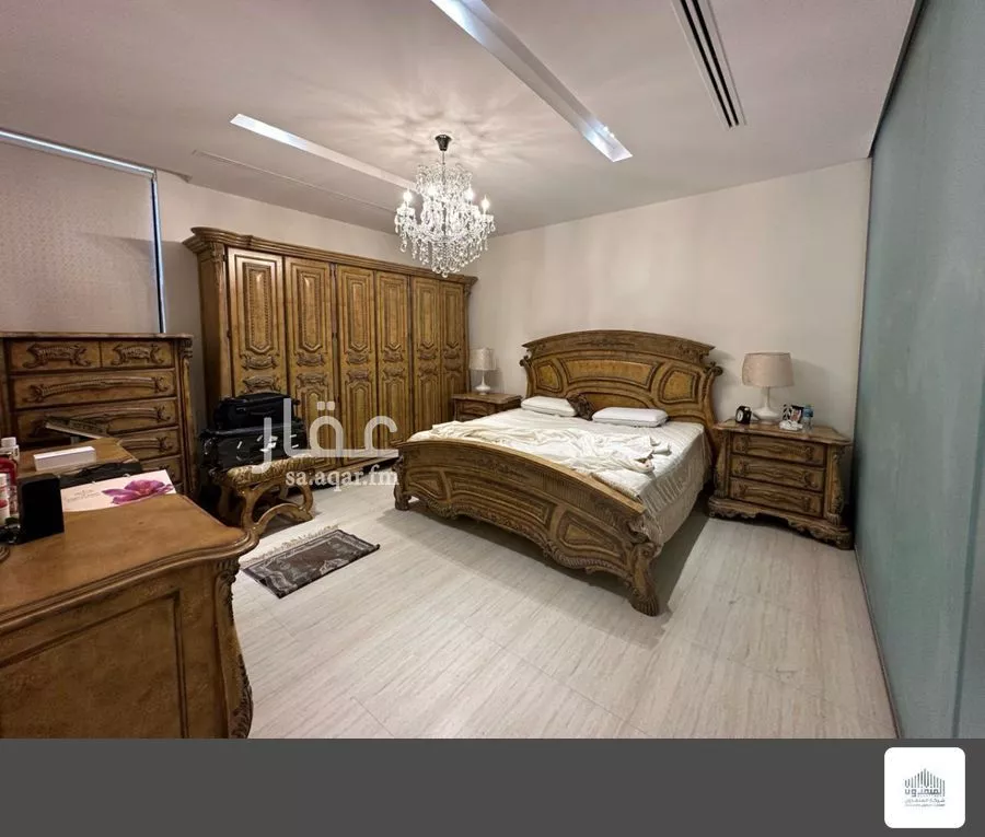 6 bedroom villa in Al Muraikabat 6