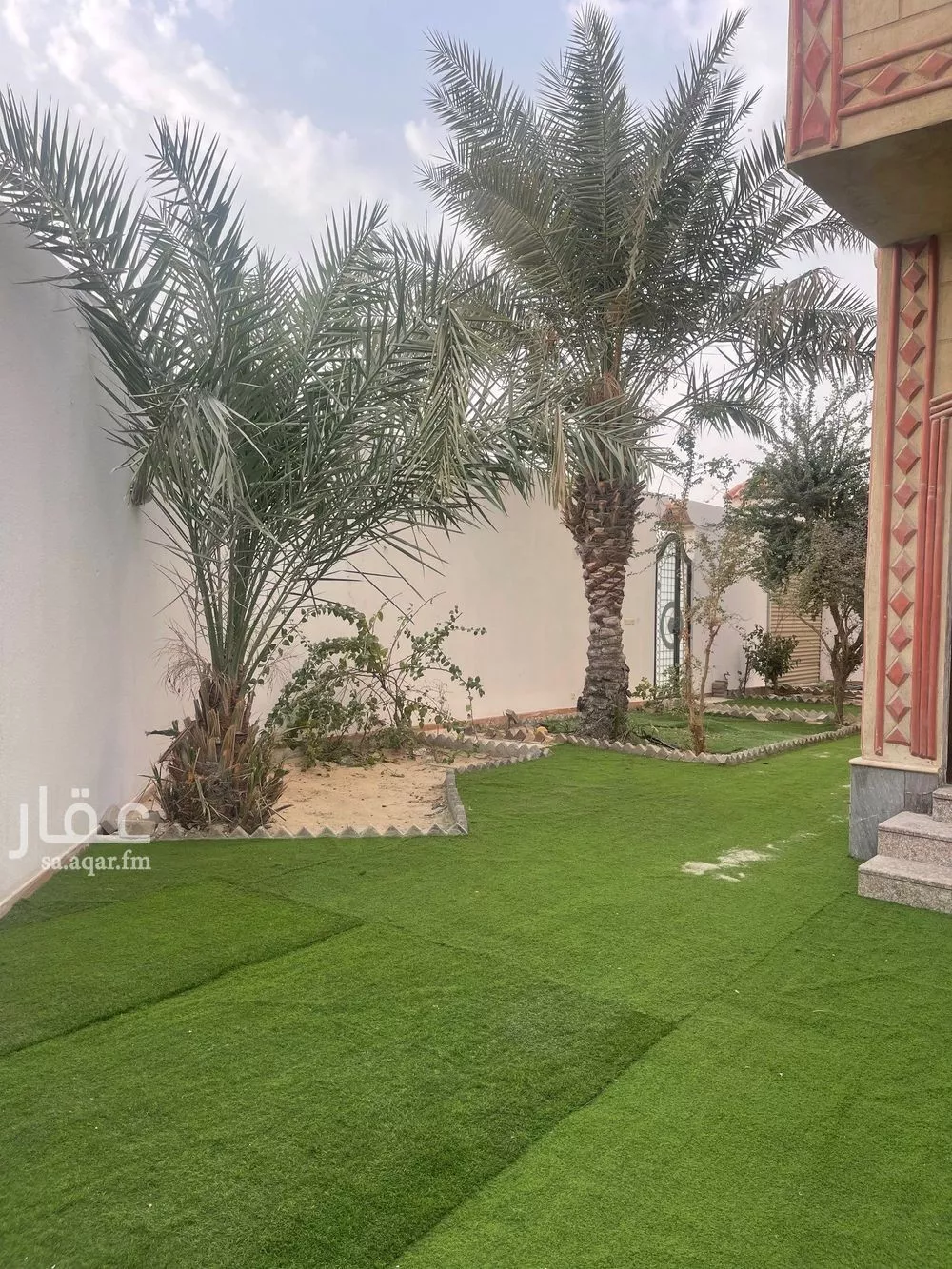 فيلا 8 غرف في ضاحية الملك فهد 13