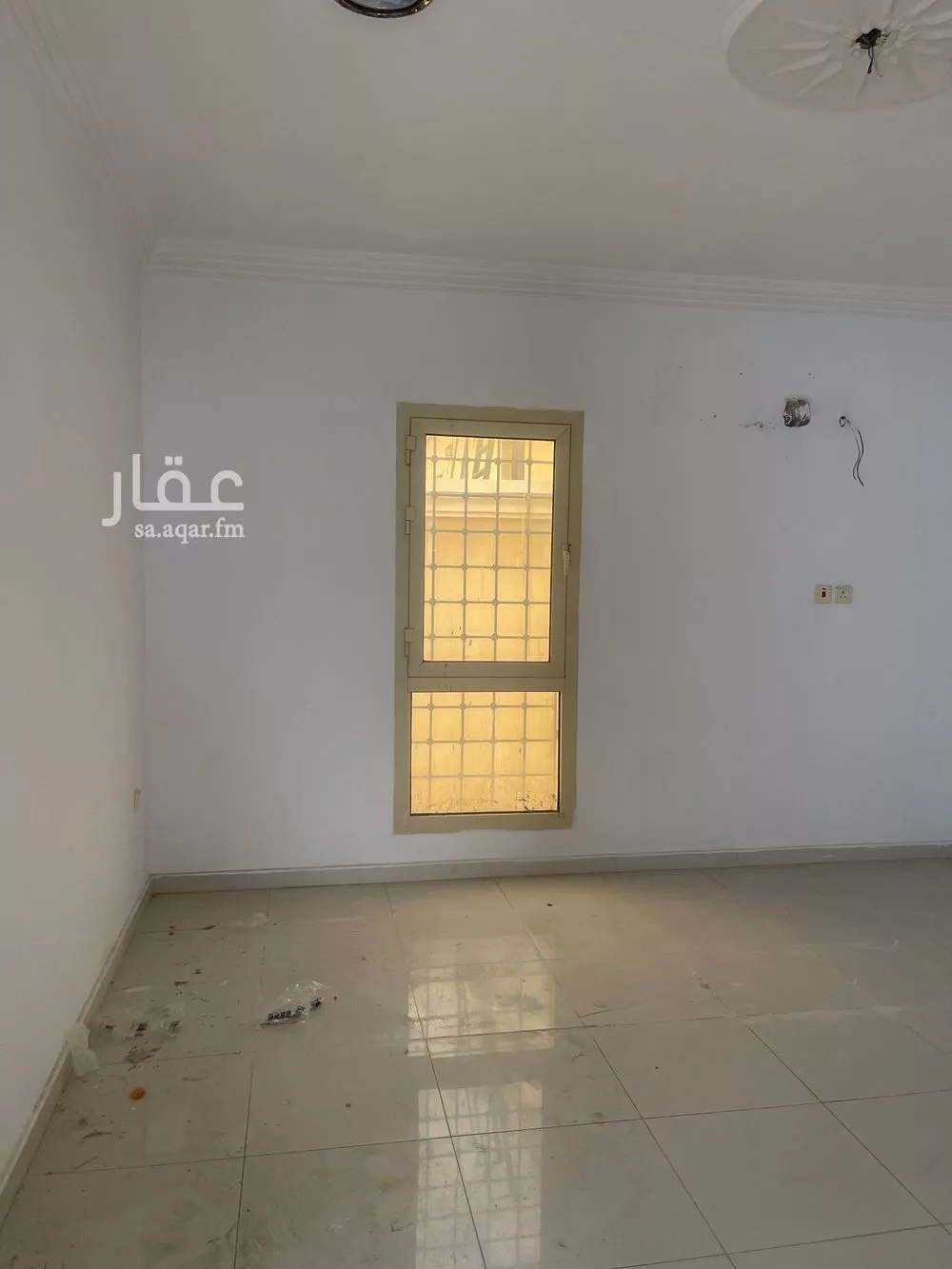 فيلا 8 غرف في ضاحية الملك فهد 8