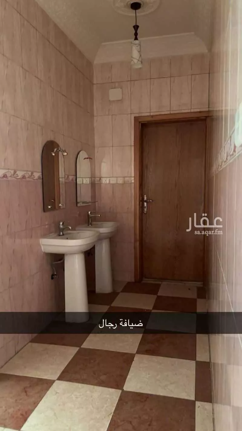 5 bedroom apartment in Al Khalidiyyah, Abha 9
