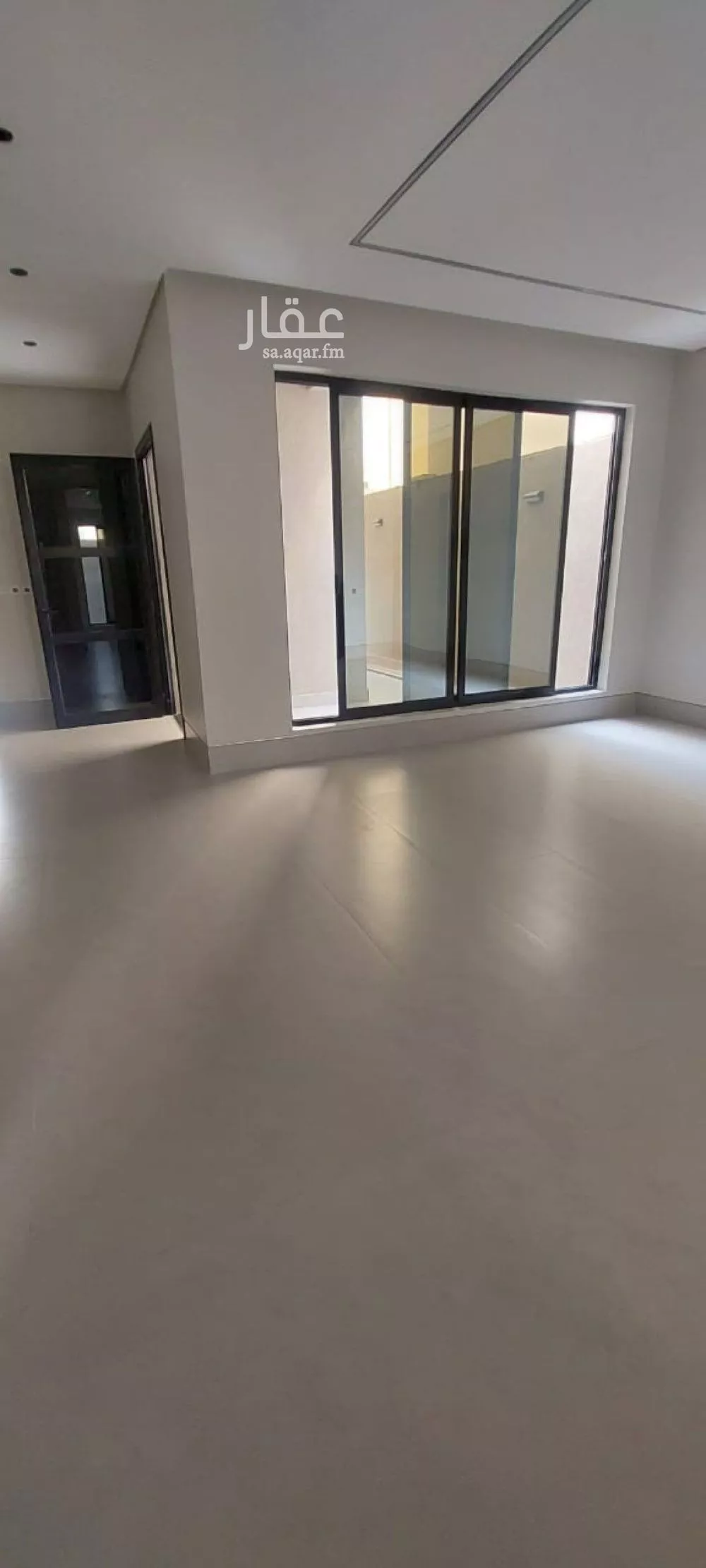 6 bedroom villa in Dahiat King Fahd 3