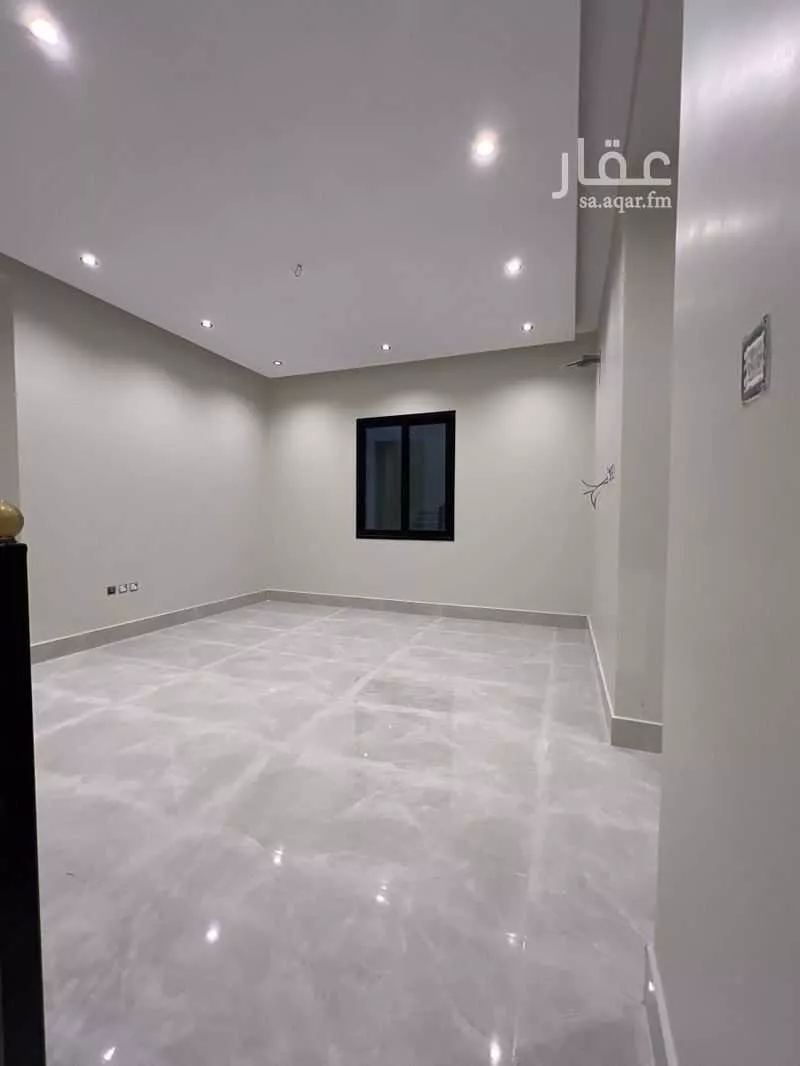 فيلا 5 غرف في الشعلة 8