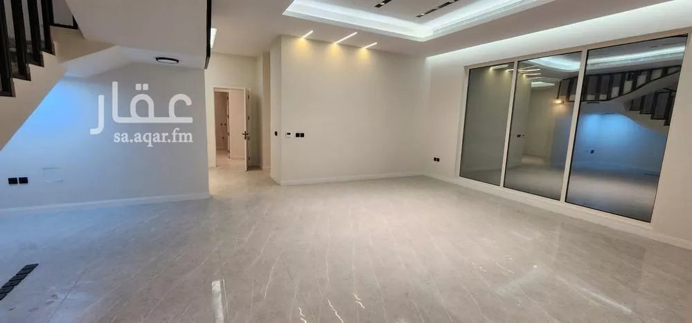 4 bedroom villa in As Sadafah, Eastern Province 17