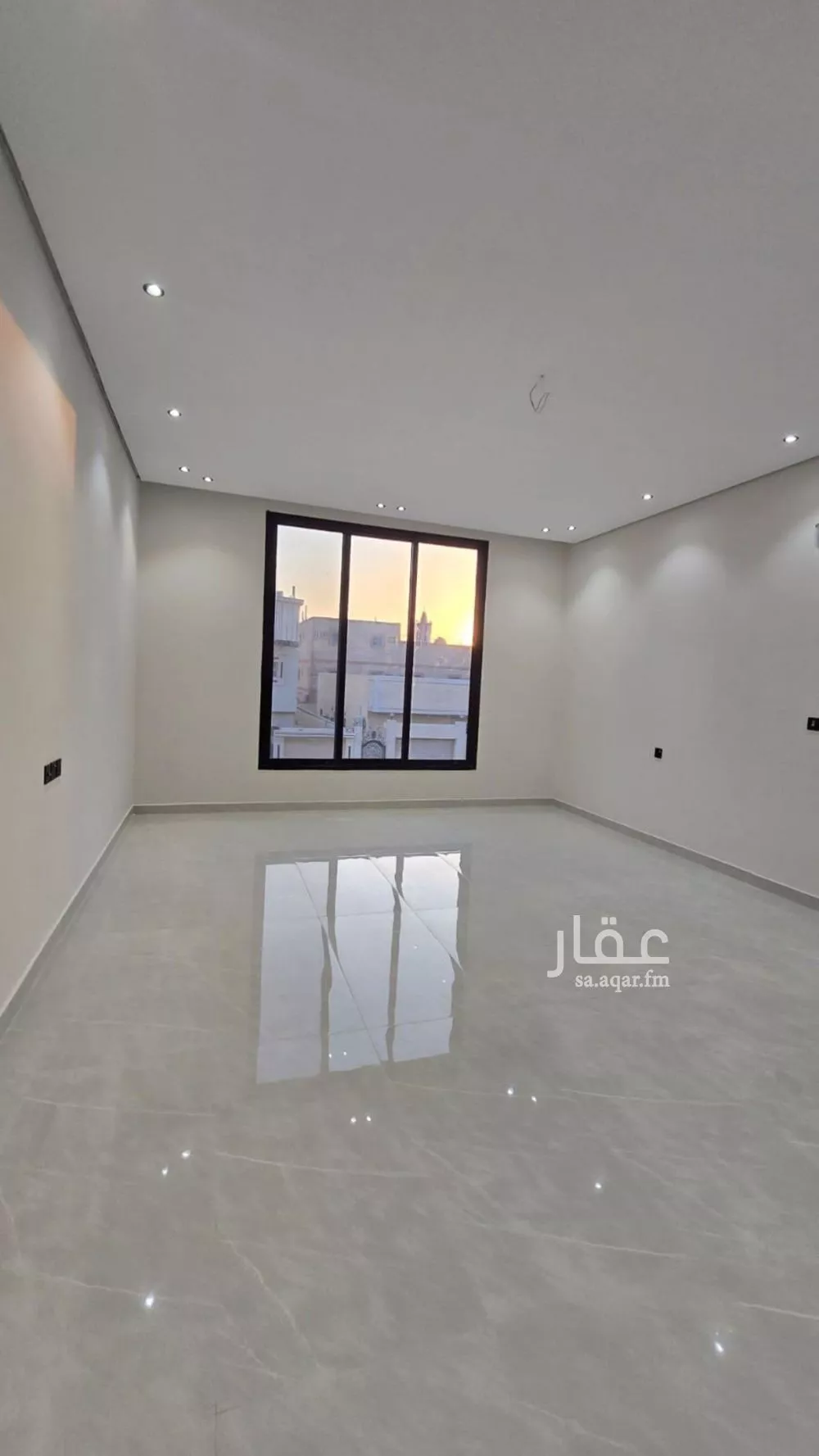 6 bedroom villa in Dahiat King Fahd 3
