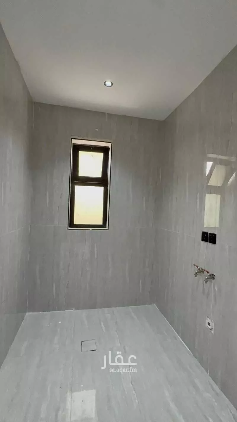 4 bedroom villa in Dahiat King Fahd, Eastern Province 17