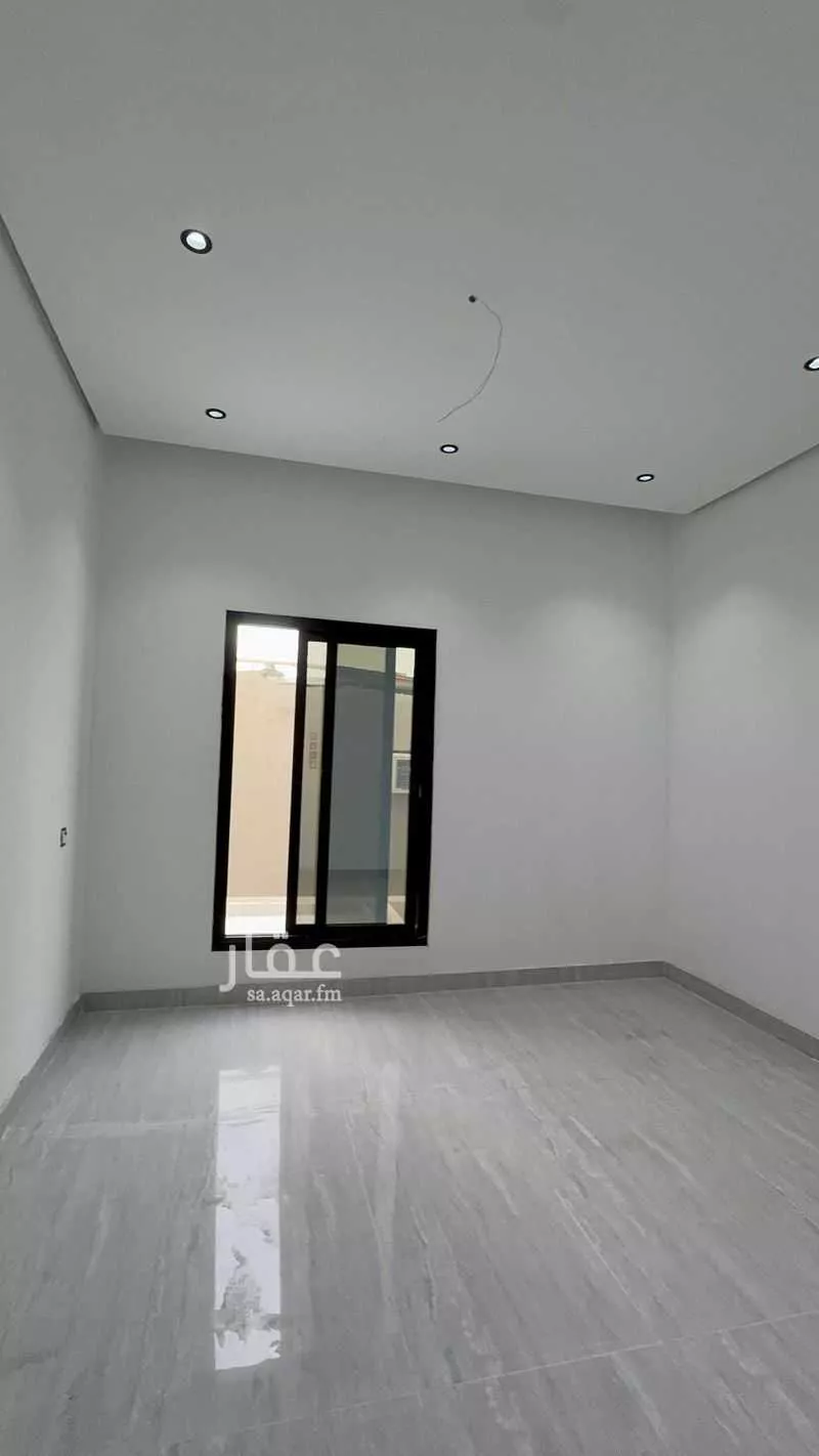 4 bedroom villa in Dahiat King Fahd, Eastern Province 21