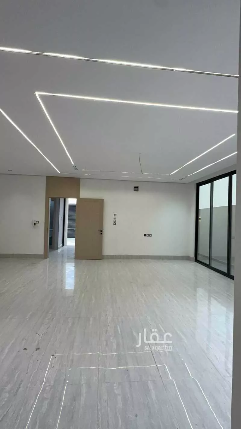4 bedroom villa in Dahiat King Fahd, Eastern Province 15
