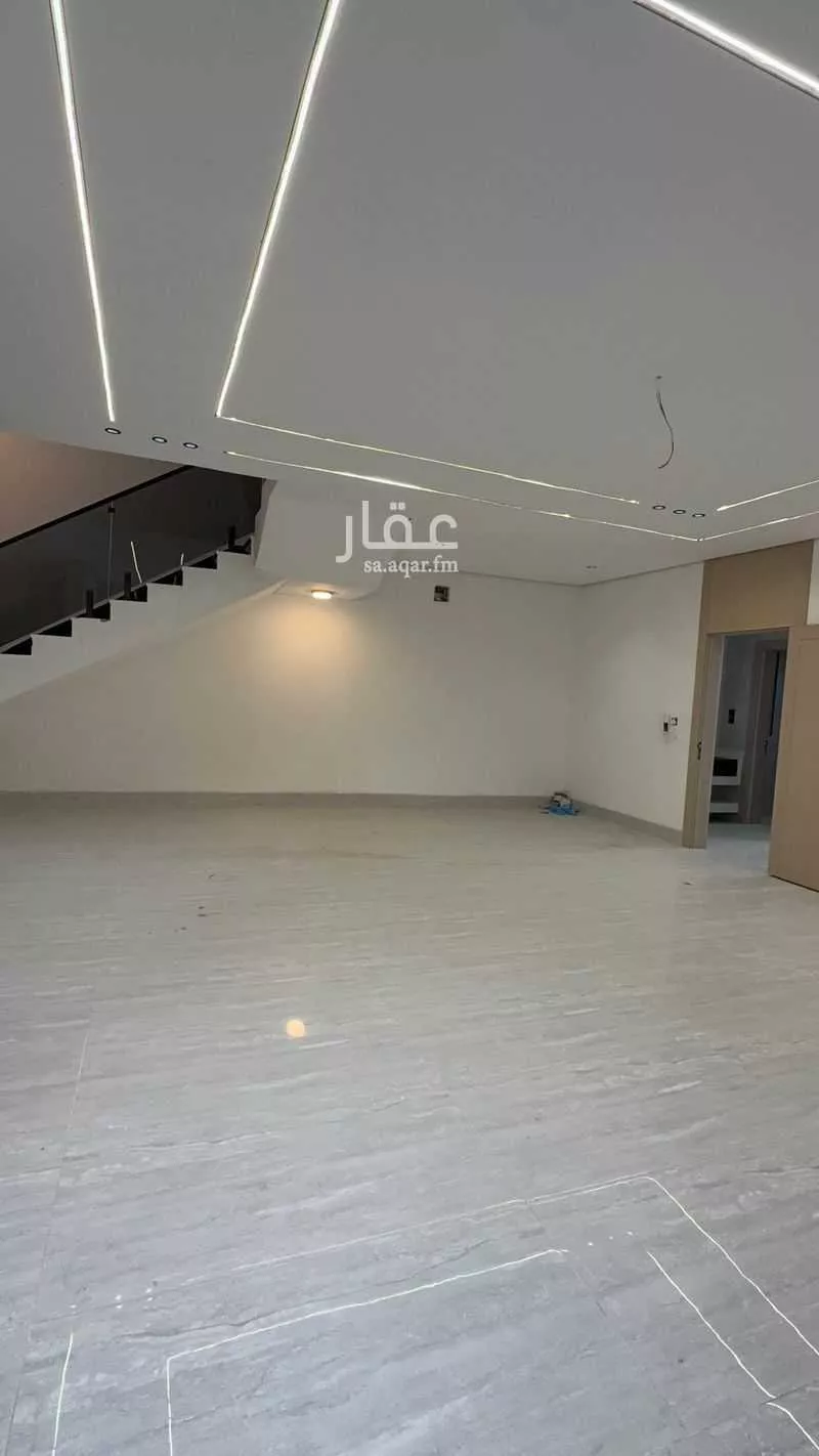 4 bedroom villa in Dahiat King Fahd, Eastern Province 7