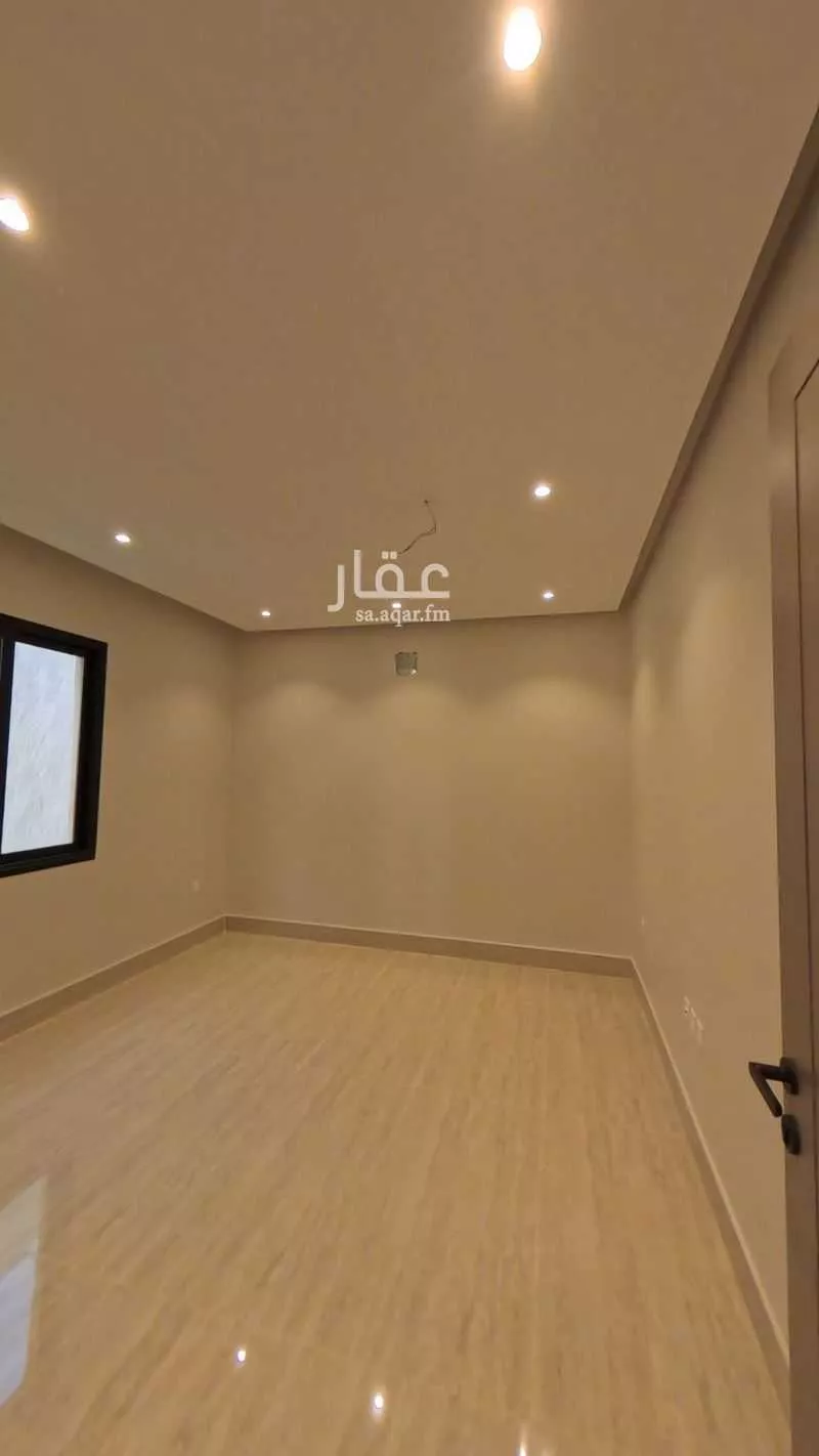فيلا 5 غرف في ضاحية الملك فهد 15