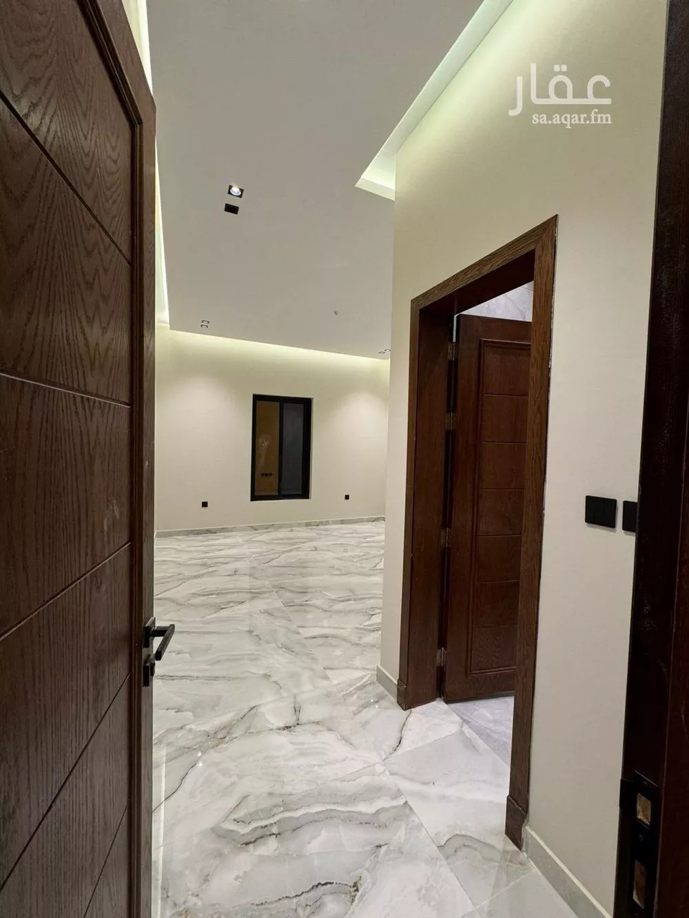4 bedroom villa in Qasr Al Khaleej 8