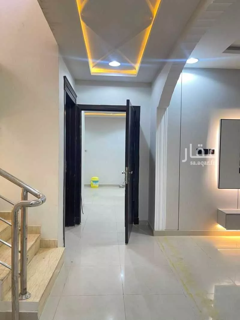4 bedroom apartment in Dhahrat Laban, Riyadh 2