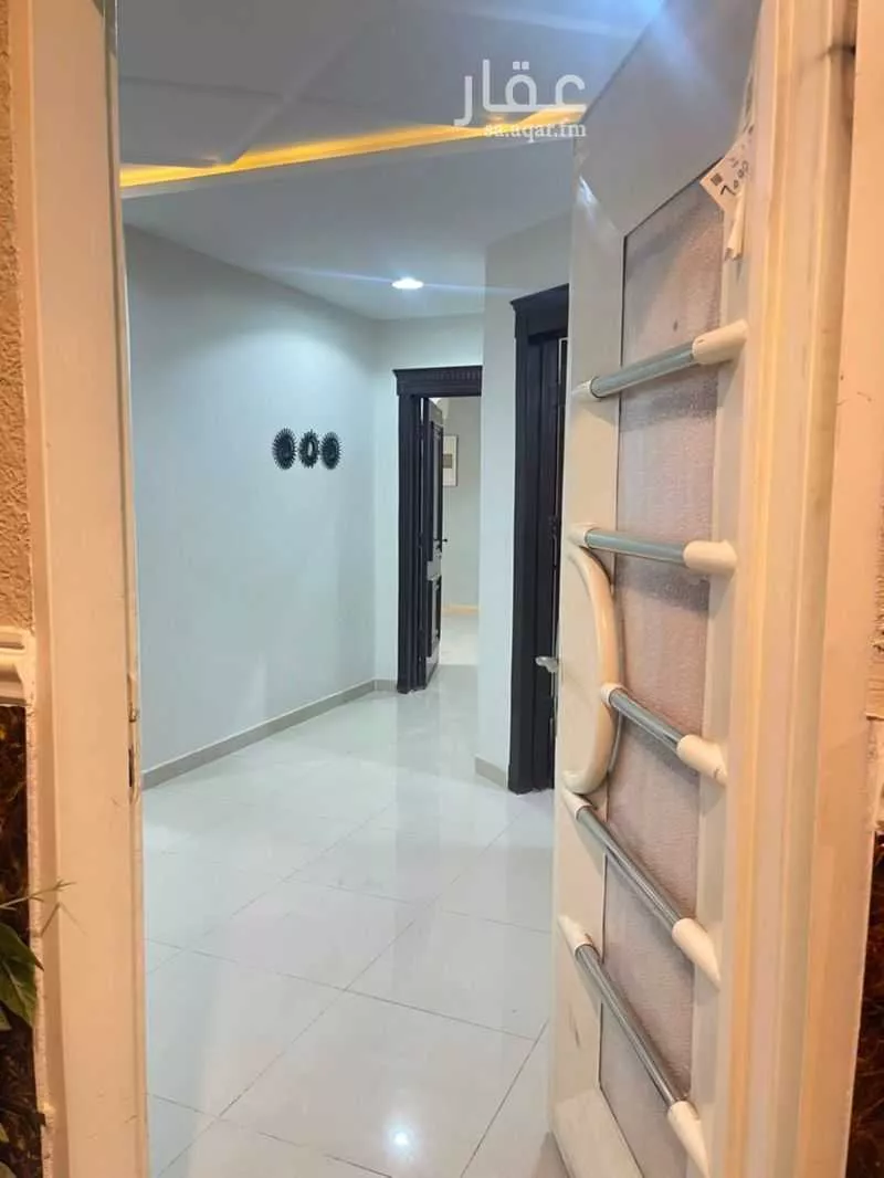 4 bedroom apartment in Dhahrat Laban, Riyadh 14